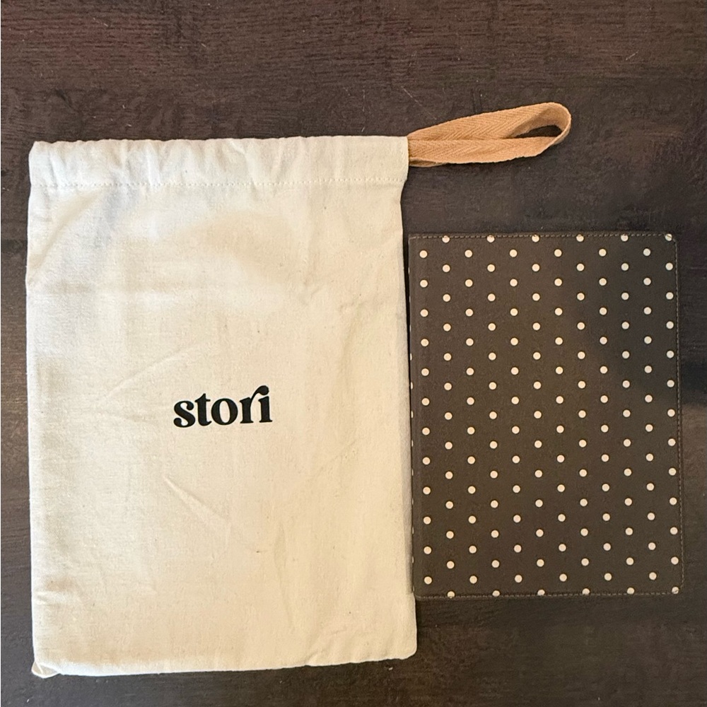 Stori Case for Kindle Paperwhite 12th Edition— Cocoa Dot - Picture 2 of 4